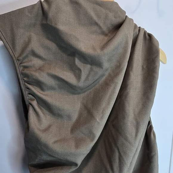 PLT Label Dark Taupe Tailored Extreme Ruched Asymmetric Top Size 12 - Picture 6 of 16